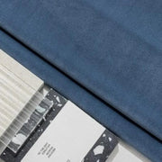 rideau moderne minimaliste bleu foncé velours gris clair texture blanc opaque