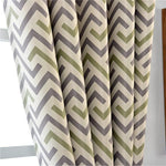 Rideaux à motifs géométriques zigzag, couleur verte et grise, style moderne pour décoration intérieure, ajout élégant et tendance pour salon ou chambre, idéal pour personnaliser votre espace tout en filtrant la lumière.