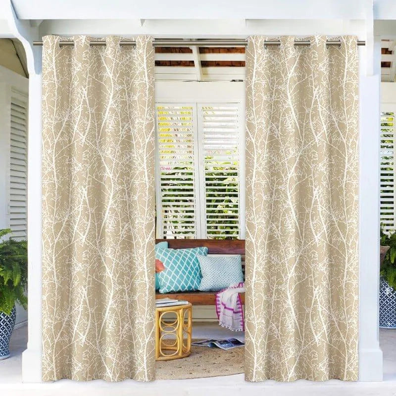 Rideaux élégants à motif végétal pour terrasse, parfaits pour ajouter une touche décorative à votre espace extérieur. Ces rideaux apportent une ambiance naturelle et chaleureuse à votre jardin ou véranda. Idéals pour le patio, ces rideaux accentuent le charme de votre décoration extérieure.