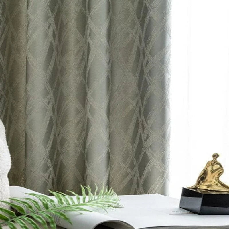 Rideaux élégants avec motif géométrique, améliorant la décoration intérieure de votre salon ou chambre. Accessoire idéal pour un style moderne et raffiné, ajoutant une touche d'élégance à vos fenêtres. Découvrez comment ces rideaux peuvent transformer l'ambiance de votre pièce grâce à leur design sophistiqué.
