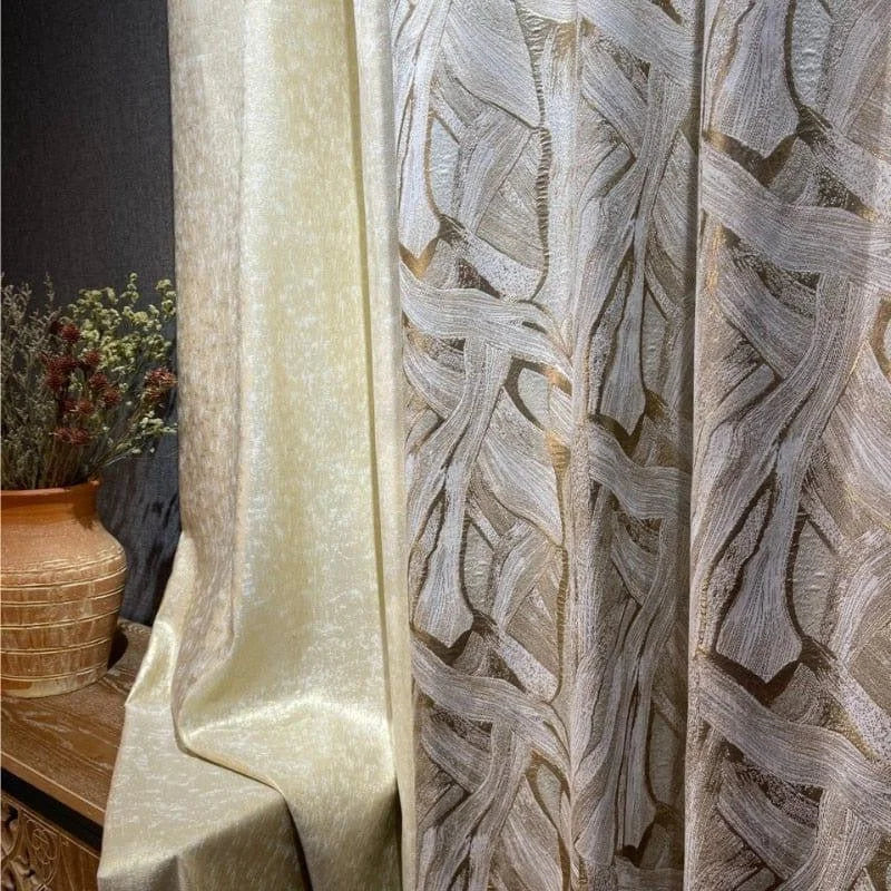 Rideaux élégants pour salon, design contemporain avec motifs artistiques. Décoration intérieure raffinée, ajoutant une touche de sophistication et de confort à votre espace de vie. Idéal pour un renouvellement de style dans votre maison.