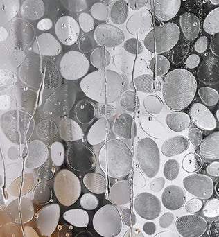 Film de fenêtre dépoli à motif de gouttes translucides, ajoutant une touche moderne et esthétique à vos espaces intérieurs. Idéal pour préserver l'intimité tout en laissant passer la lumière naturelle. Convient aux salles de bains, bureaux et espaces de vie. Facile à appliquer et à ajuster selon vos besoins.