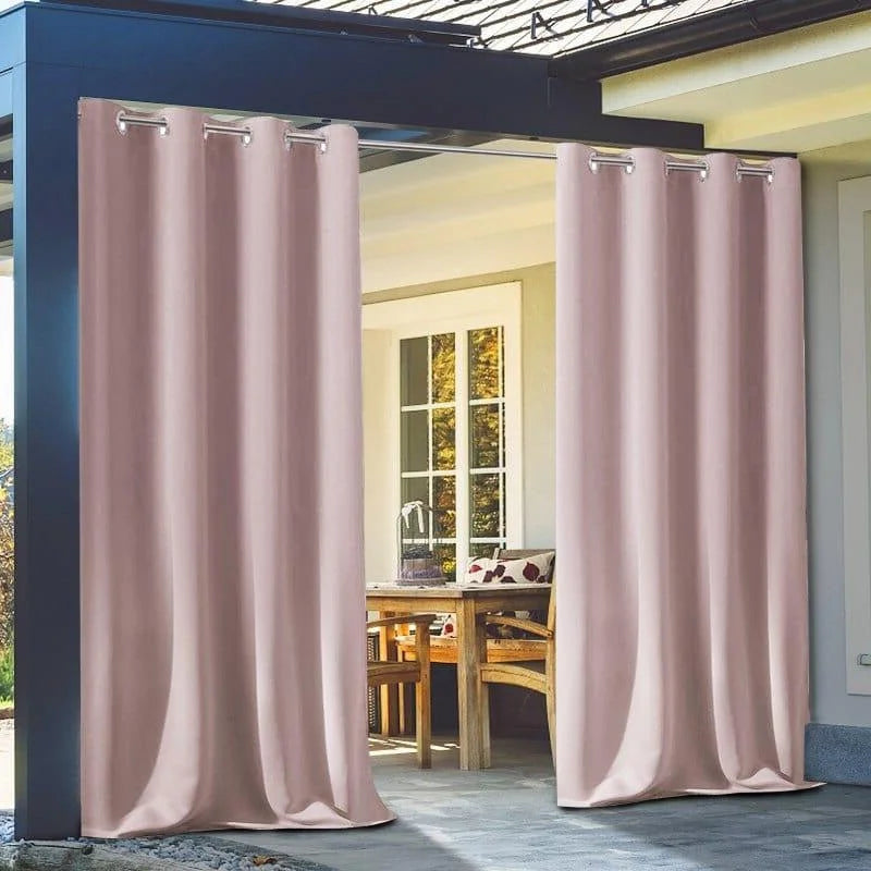 Rideaux d'extérieur opaques rose clair, parfaits pour la terrasse. Idéal pour protéger votre espace des regards indiscrets et des rayons du soleil. Ambiance cosy et élégante garantie pour votre jardin ou patio. Faciles à installer avec des œillets pratiques. Créez un espace extérieur intime et confortable avec ce design moderne et raffiné.