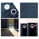 Rideau d'extérieur bleu foncé avec œillets métalliques, résistant à l'eau, idéal pour terrasses et balcons. Conçu pour bloquer la lumière et offrir intimité et élégance. Dimensions généreuses pour une couverture optimale. Apporte une touche moderne à votre espace extérieur.