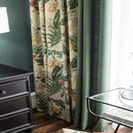 Rideaux élégants aux motifs floraux tropicaux, idéaux pour rehausser l'intérieur de votre salon ou chambre. Parfaits pour ajouter une touche de couleur et de style. Améliorez l'ambiance avec ces rideaux décoratifs.
