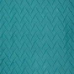 Texture tressée bleu turquoise, motif en chevrons, idéale pour décoration intérieure moderne, style élégant et tendance, parfait pour ajout d'une touche de couleur vibrante.