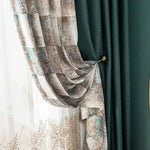 Rideaux élégants pour salon moderne, avec motifs géométriques et floraux, parfaits pour ajouter une touche de sophistication à votre décoration intérieure. Solution idéale pour gérer la lumière et l'intimité de votre espace de vie.