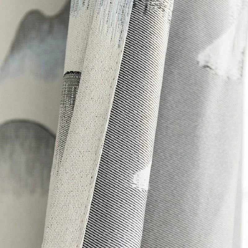 Rideau décoratif contemporain avec motifs géométriques, idéal pour ajouter une touche moderne à votre intérieur. Convient parfaitement pour le salon ou la chambre, offre une ambiance élégante et raffinée. Accessoire de décoration incontournable pour sublimer vos fenêtres et harmoniser votre espace de vie.