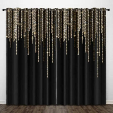 Rideaux élégants noirs avec motifs dorés scintillants, parfaits pour ajouter sophistication et style à votre intérieur. Ces rideaux modernes offrent une ambiance luxueuse et chaleureuse à votre salon ou chambre à coucher. Idéal pour créer un effet spectaculaire dans votre décoration intérieure.
