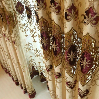rideau plissé floral brodé doré beige opaque festons tringle decoration chambre