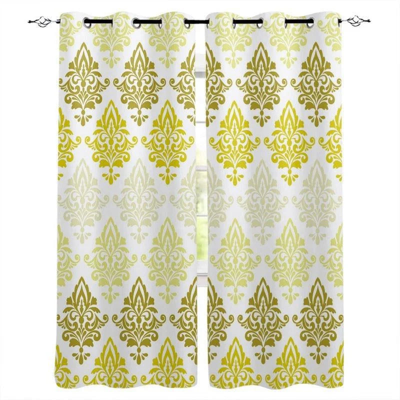 Rideaux élégants avec motif floral doré, idéal pour ajouter une touche de sophistication à votre intérieur. Design élégant et moderne qui s'intègre facilement dans divers styles de décoration. Parfait pour le salon, la chambre ou toute autre pièce nécessitant une mise à jour esthétique. Disponibles avec œillets pour une installation facile et rapide. Ces rideaux offrent une ambiance chaleureuse et accueillante grâce à leur motif raffiné et leurs nuances dorées lumineuses.