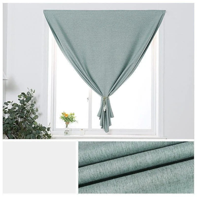 Rideau élégant et moderne pour décoration intérieure, couleur verte raffinée, adapté aux fenêtres de salon ou chambre. Design polyvalent qui s'harmonise facilement avec divers styles de décoration. Accessoire idéal pour apporter une touche de fraîcheur et de sophistication à votre espace.