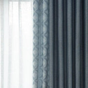 rideau géométrique blanc bleu gris moderne plis verticaux opaques grande fenêtre