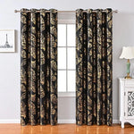 Rideaux élégants avec motif de feuilles dorées, ajoutant une touche sophistiquée à la décoration intérieure. Idéal pour habiller les fenêtres d'un salon moderne. Design chic associant le noir et le doré pour une ambiance chaleureuse et contemporaine. Accessoire décoratif parfait pour une ambiance raffinée.