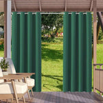 Rideau extérieur vert pour terrasse, idéal pour créer un espace intime dans votre jardin. Ce rideau ajoute une touche élégante tout en protégeant des regards indiscrets, parfait pour aménager un espace confortable et stylé en extérieur. Facile à installer grâce à ses œillets métalliques.