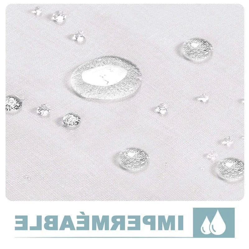 Image d'un tissu imperméable avec des gouttes d'eau visibles à sa surface, démontrant sa résistance à l'eau. Ce produit est idéal pour une protection optimale contre les liquides. Parfait pour les applications nécessitant une barrière efficace contre l'humidité.