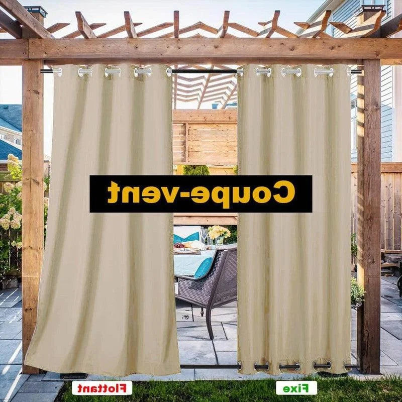 Rideaux d'extérieur beige pour pergola, design coupe-vent, idéal pour protéger votre terrasse des intempéries et créer un espace cosy et abrité. Accessoire parfait pour embellir votre jardin tout en ajoutant une touche d'intimité.