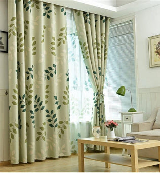 Rideaux élégants à motifs floraux pour salon moderne, créant une ambiance naturelle et lumineuse. Accessoire parfait pour décorer votre intérieur avec style et raffinement. Idéal pour filtrer la lumière tout en apportant une touche décorative. Convient pour les salons contemporains désireux d'ajouter une note de fraîcheur et d'élégance. Optez pour ces rideaux pour transformer votre espace de vie.