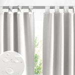 Rideau blanc à œillets, idéal pour salon ou chambre. Élégant et moderne, il offre une protection efficace contre la lumière et assure une ambiance chaleureuse. Facile à installer sur une tringle standard et parfait pour toute décoration intérieure. Convient pour une touche contemporaine et fonctionnelle.