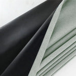 Tissu noir et gris pour projets de couture, idéal pour vêtements et accessoires, qualité supérieure, design élégant et moderne. Disponible en plusieurs tailles pour s'adapter à vos besoins créatifs.