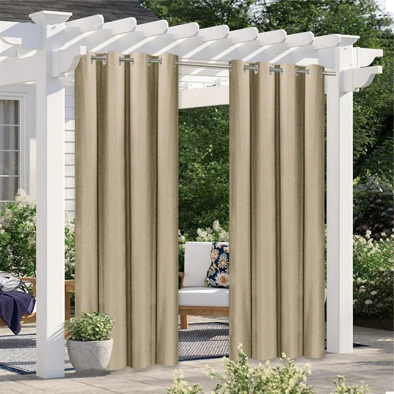 Rideaux extérieurs pour pergola, parfaits pour créer un espace de détente en plein air. Design élégant et moderne. Idéal pour filtrer la lumière du soleil tout en préservant l'intimité. Convient pour les jardins, terrasses et patios. Facile à installer grâce aux œillets métalliques robustes. Embellit et protège votre espace extérieur.