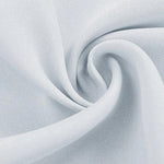 Image d'un tissu blanc délicatement enroulé, idéal pour la confection de vêtements doux et élégants. Parfait pour des créations de mode personnalisées, ce tissu assure confort et style. Sa texture fluide et raffinée le rend adapté à toutes sortes de designs vestimentaires.
