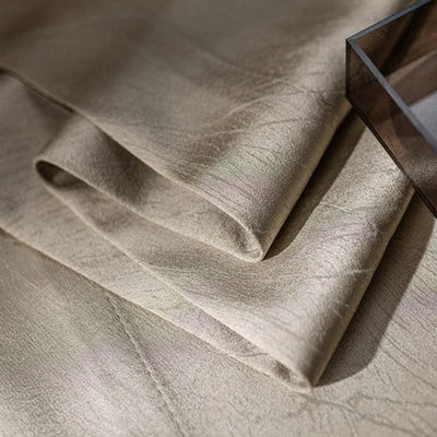 Rideau élégant beige, ajoutant une touche sophistiquée à votre intérieur. Idéal pour créer une ambiance chaleureuse et accueillante dans votre salon ou chambre. Design moderne et intemporel pour s'harmoniser avec tout type de décoration.