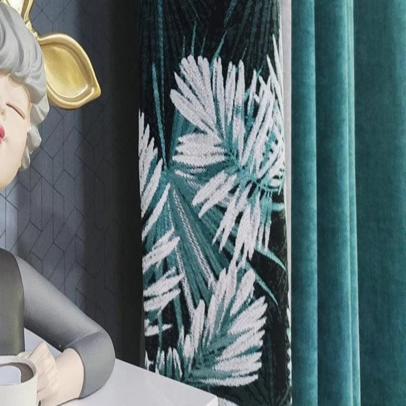 Rideaux élégants avec motif tropical et couleur verte, parfaits pour une décoration intérieure moderne. Ajoutez une touche artistique et tendance à votre salon ou chambre grâce à ces tentures stylées. Accessoire idéal pour habiller vos fenêtres avec chic.