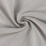Tissu décoratif à motif chevron élégant, idéal pour la confection de rideaux, coussins ou vêtements. Design moderne convenant à tout type de décoration intérieure. Parfait pour un style contemporain et chic.