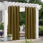 Rideaux de terrasse marron pour pergola, créant un espace extérieur élégant et intime. Accessoire idéal pour ajouter un charme fonctionnel à votre jardin, ces rideaux offrent ombre et privacité tout en complétant la décoration extérieure avec une touche moderne. Transformez votre pergola en un lieu accueillant pour la détente et les réceptions en plein air.