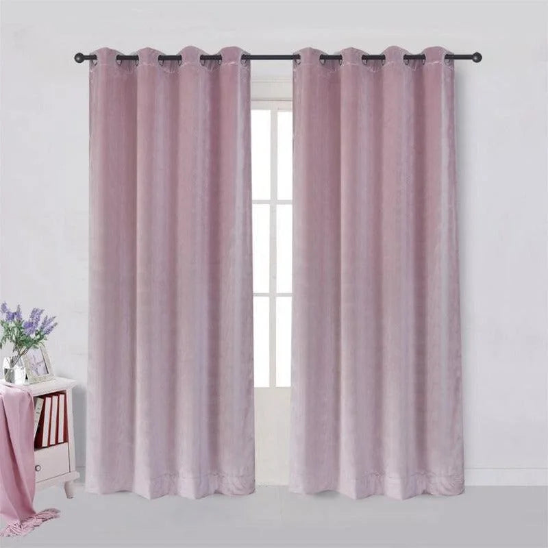 Paire de rideaux rose clair pour salon moderne, élégant et lumineux, idéale pour embellir votre intérieur tout en apportant une touche de douceur et de sophistication. Accessoire décoratif versatile pour s'adapter à différents styles de décoration.