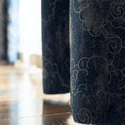 rideau gris bleu marine floral nuageux texture moderne décoration intérieure tringle rideaux voilage blanc