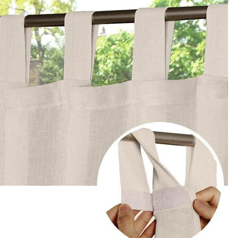 Rideau beige avec attaches pour tringle, idéal pour salon ou chambre, offrant une touche élégante et moderne à votre décoration intérieure. Installation facile et rapide, accroche solide. Parfait pour tamiser la lumière tout en apportant une ambiance chaleureuse à votre espace.