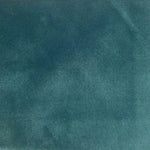 Image d'un tissu bleu canard uni, idéal pour apporter une touche sophistiquée et élégante à votre décoration intérieure. Parfait pour des projets de couture ou de recouvrement de meubles, ce tissu aux tons profonds s'adapte facilement à divers styles de design.