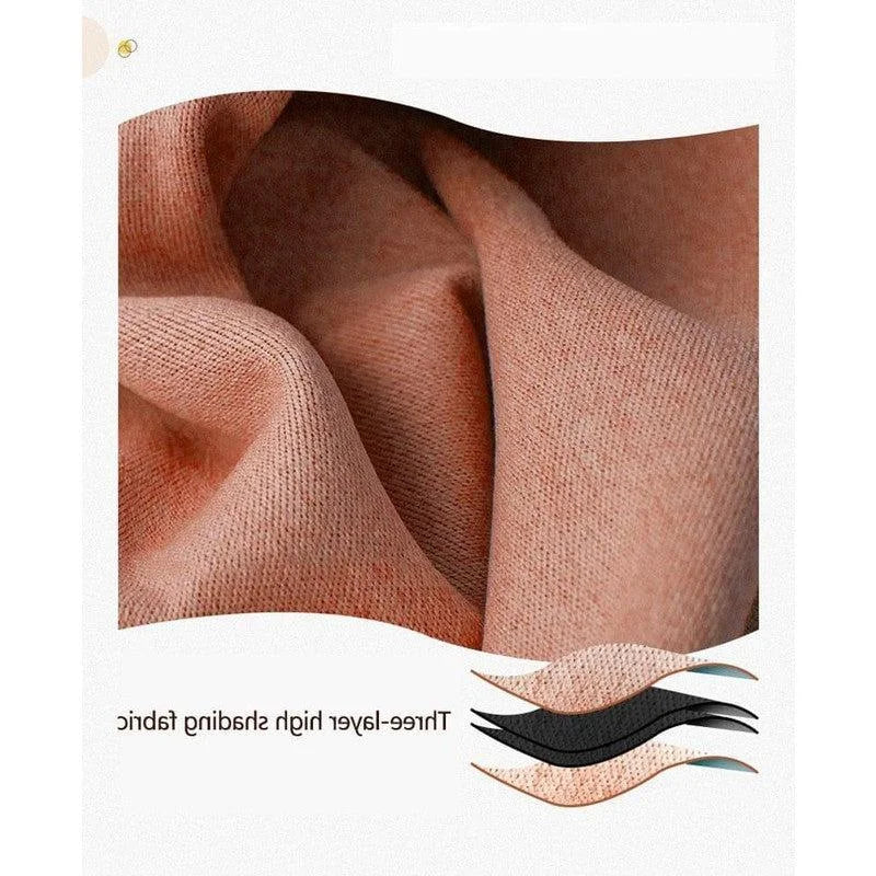 Rideau moderne aux tons chaleureux, offrant un contrôle optimal de la lumière. Design élégant et sophistiqué idéal pour sublimer votre intérieur. Parfait pour créer une ambiance cosy et raffinée dans votre salon ou votre chambre.