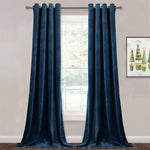 Rideaux longs bleus élégants pour salon, améliorant la déco intérieure avec style. Idéal pour bloquer la lumière, ajoutant une touche moderne et sophistiquée. Rideaux prêts à poser avec œillets pour installation facile. Accessoire parfait pour créer une ambiance chaleureuse et contemporaine.