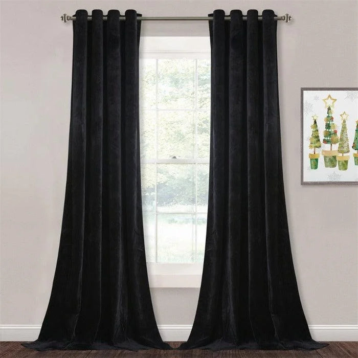 Rideaux élégants noirs occultants pour salon, pièce lumineuse avec fenêtre et décoration murale, ajout de style moderne et intimité à votre intérieur.