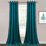 Rideaux opaques bleus élégants pour salon, ajoutant une touche moderne et chic à votre décoration intérieure. Idéal pour tamiser la lumière et améliorer l'intimité de votre espace de vie. Parfaits pour une décoration contemporaine et stylée.