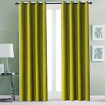 Rideaux modernes verts pour salon avec œillets, parfaits pour ajouter une touche de couleur à votre intérieur. Adaptés aux grandes fenêtres, ces rideaux offrent une ambiance chaleureuse et accueillante. Accessoire décoratif essentiel pour embellir votre pièce et contrôler la luminosité.