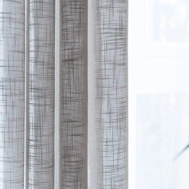 Rideau moderne avec motif géométrique offrant une ambiance élégante et lumineuse pour le salon ou la chambre. Accessoire de décoration intérieure idéal pour filtrer la lumière tout en ajoutant une touche contemporaine à votre espace. Parfait pour créer une atmosphère chaleureuse et accueillante.