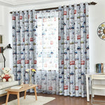 Rideaux pour chambre d'enfant avec motifs de véhicules, parfaits pour ajouter une touche ludique et colorée à la décoration intérieure. Ces rideaux sont conçus pour créer une ambiance joyeuse et stimulante dans une pièce, tout en maintenant une bonne gestion de la lumière. Idéal pour une chambre de bébé ou de jeune enfant, apportant une atmosphère amusante et moderne.