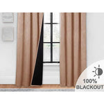 Paire de rideaux occultants couleur beige pour chambre ou salon, design élégant et moderne, idéal pour bloquer la lumière et préserver l'intimité, produit de qualité pour une décoration intérieure raffinée.