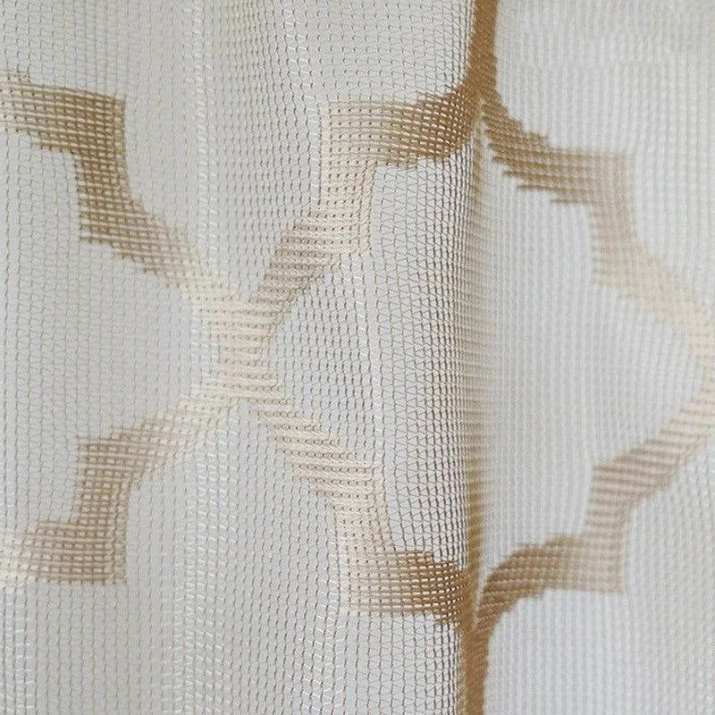 Rideau moderne avec motif géométrique beige sur fond clair, idéal pour une décoration intérieure contemporaine et élégante. Parfait pour ajouter une touche de sophistication et de style à n'importe quelle pièce de la maison.