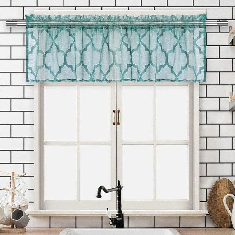 Rideau de fenêtre court bleu motif géométrique moderne pour cuisine, décoration d'intérieur apportant style et élégance, idéal pour ajouter une touche de couleur et de sophistication à la pièce, facile à installer sur une tringle au-dessus de l'évier.