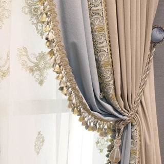 rideaux classiques motifs floraux beige gris bleuté doré opaques franges pompons