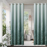 Rideaux élégants de couleur verte avec motifs floraux, parfaits pour décorer un salon ou une véranda. Ces rideaux ajoutent une touche sophistiquée et naturelle à votre espace intérieur, en permettant de contrôler la luminosité tout en créant une ambiance chaleureuse. Idéal pour ceux qui recherchent une décoration contemporaine et apaisante.