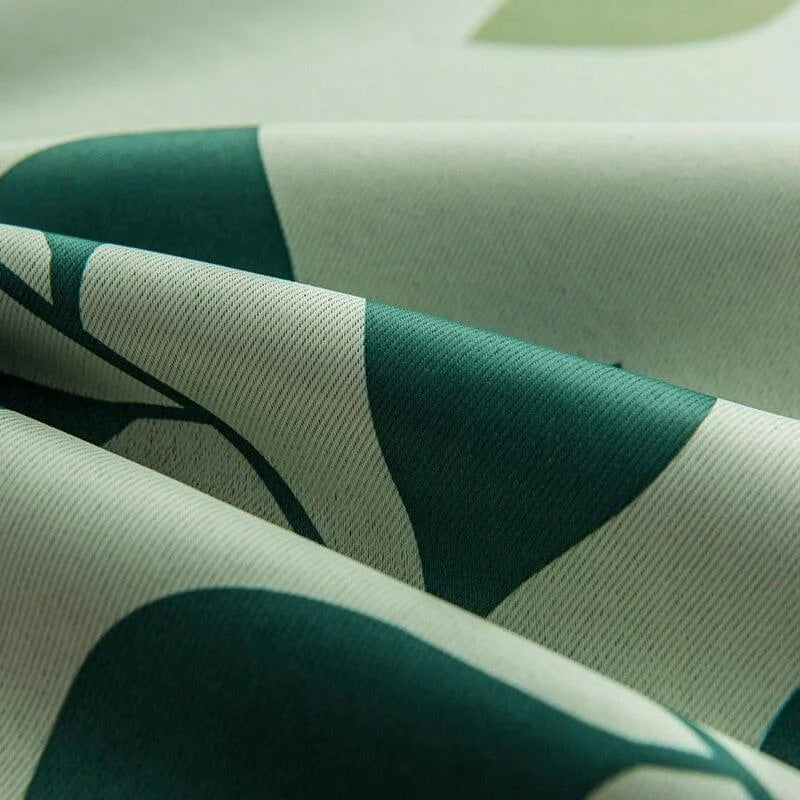 Motif élégant en nuances de vert et blanc offrant un design moderne et raffiné, idéal pour la décoration intérieure, mettant en valeur des formes géométriques organiques et contemporaines pour un style unique et esthétique dans votre espace de vie.