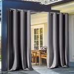 Rideaux occultants gris pour terrasse extérieure, installation par œillets, ajout élégant et fonctionnel pour votre espace extérieur, amélioration de l'intimité et du contrôle de la lumière naturelle, parfait pour les patios et vérandas.