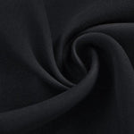 Texture noir élégante en gros plan, idéale pour personnaliser vos créations textiles et ajouter une touche sophistiquée à votre style.
