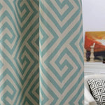 Rideau élégant à motif géométrique bleu et blanc, idéal pour apporter une touche moderne et sophistiquée à votre intérieur. Sa conception innovante ajoute une dimension artistique à toute pièce, rendant votre espace à la fois accueillant et chic. Parfait pour le salon ou la chambre, ce rideau transforme l'atmosphère avec style et originalité.